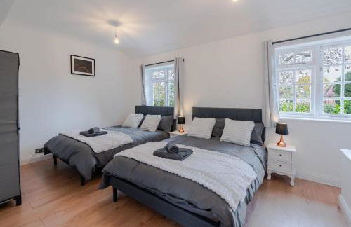 Cosy 3BR House by D3 Short Stay, Sleeps 8, Free on-site Parking & Garden - Foto 5