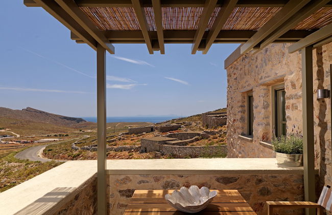 Themonies Luxury Suites - Photo 13