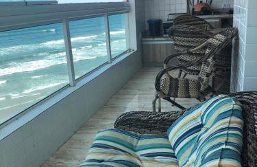 Mongaguá com vista para o Mar pé na areia - Foto 35