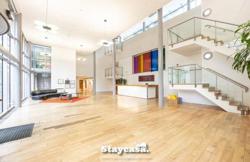 Sunset Haven Studio with Balcony and Free Parking - Foto 19