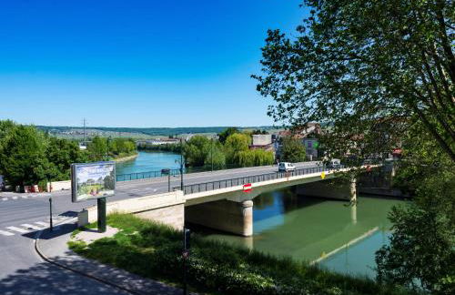 ESCALE À ÉPERNAY BORDS DE MARNE APPT 2/4 PERS - Foto 16