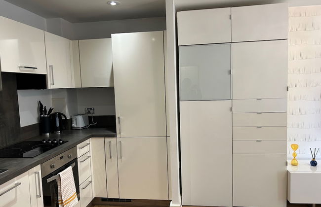 1-bed Apt, Sleeps 4, Central To Shops & Transport - Foto 8