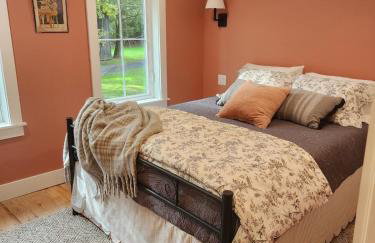 Pocono Farmhouse - Fully Renovated 1881 Home - Foto 23