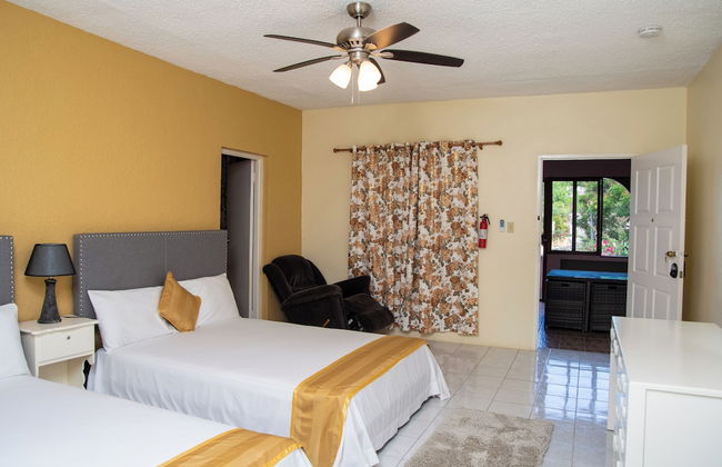 Beach-Pool-Sun-family-6 bedroom getaway - Foto 26