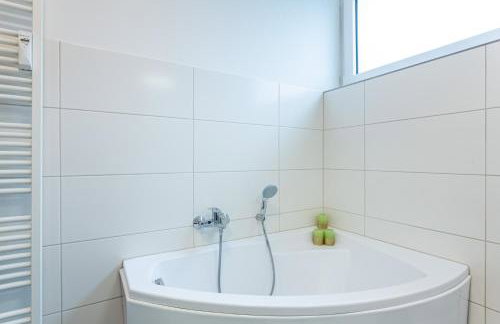 Business Apartment I kostenlose Parkplätze I Nähe Köln Messe Deutz I Terasse I Top Anbindung - Foto 22