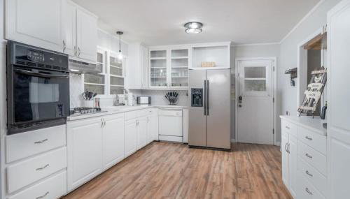 Touchdown Townhouse: Your Home near Stadium - Foto 4