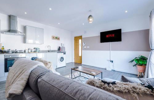 Formby Village Apartments By Greenstay Serviced Accommodation - Perfect For SHORT & LONG STAYS - Couples, Friends, Families & Business Travellers All Welcome - Dog Friendly - 7 - Foto 21