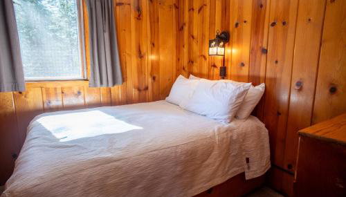 Traditional Cabin - First on the Water - Nearest to Marine - Netflix CB10 - Foto 3