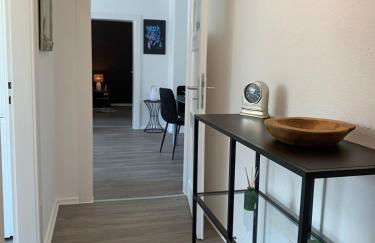 Rüttenscheid Design Apartment mit Balkon Office - Foto 27