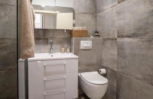 Apartman Kona - Modern Comfort With 2 Parking Spaces - Foto 43