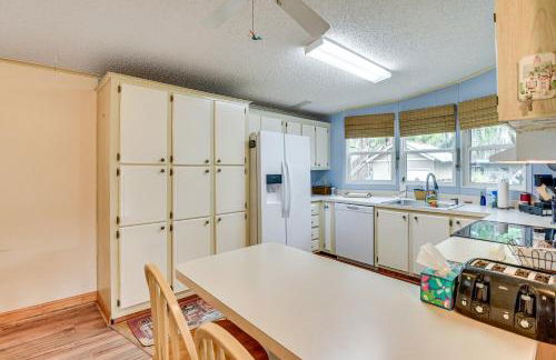 Boat Dock and Waterfront Deck Home in Satsuma! - Foto 9