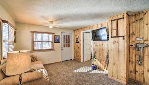 Sunroom, Deck and Grills Marquette Cottage! - Foto 5