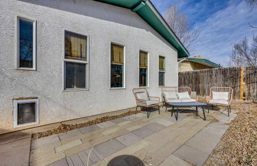 4 Mi to Riverwalk and CSU Pueblo! Home with Sunroom - Foto 3