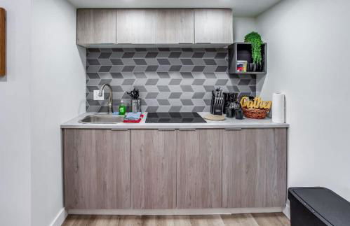 Newly Renovated Bright Studio - Foto 25