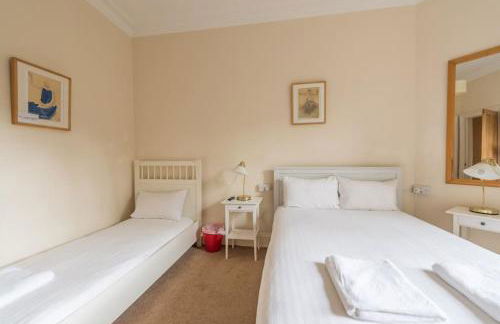 Beautiful 2 Bed 2 Bath Flat overlooking Meadows Park - Foto 26