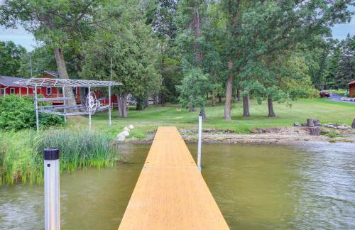 Lakefront Home with Private Dock about 15 Mi to Walker - Foto 25