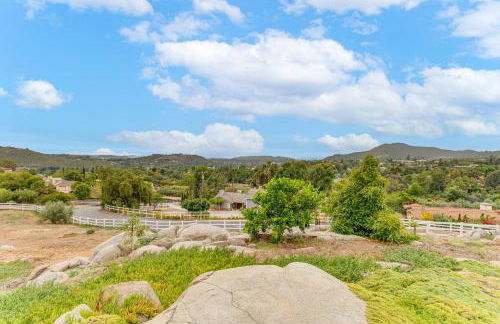 2 Mi to Lake Poway Mtn-View Escape with Patio! - Foto 21