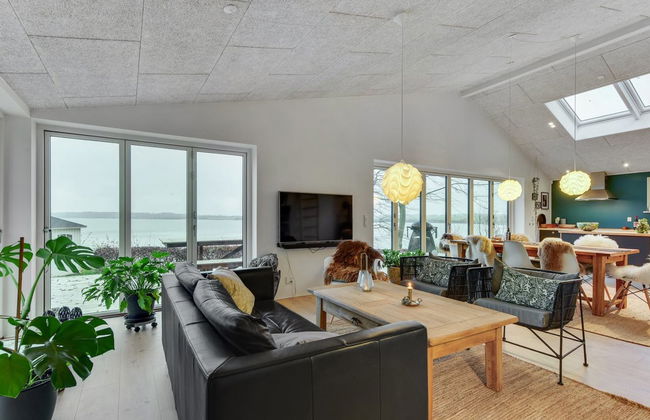 "Lika" - 25m to the fjord - Foto 32