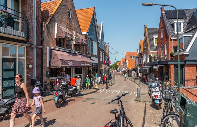 Scenic Stay by the Water - Foto 33