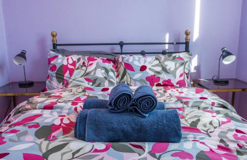 Huge 4 BR, 30s to Tube, 3 Bath & Gym Gear - Foto 16