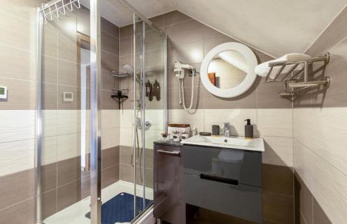 Amazing Home In Novo Zvecevo With Sauna - Foto 34