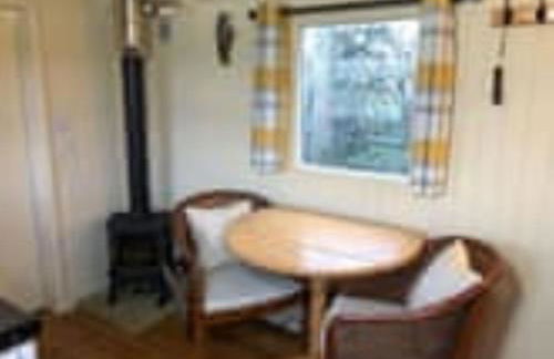 Idyllic Shepherds Hut glorious views to South Downs 'Perch' - Foto 8