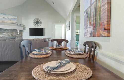 Steps to Beach, King Beds, Pet and Kid Friendly - Foto 4