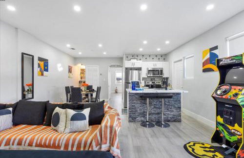 5 min to Brickell & Bars - Arcade - King Bed - Outdoor Fun - Foto 9