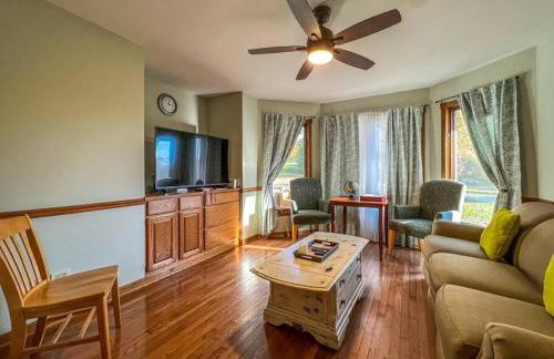 Charming Lake Geneva, Wisconsin 3BR/2Bath Home - Shagbark Waters - Foto 21