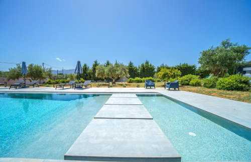 Nostra Terra Villa, 2-acre Secluded Nature Escape with Heated Pool, By ThinkVilla - Foto 15