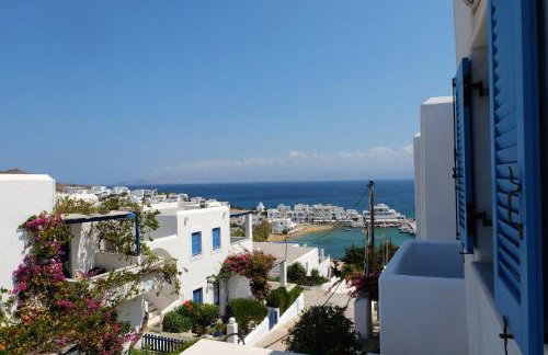 Paros Book'Inn - Photo 1