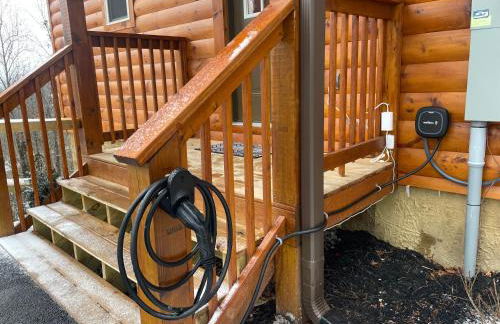 Mountains r Calling, Cozy Hideaway, King Beds, Hot-Tub, Arcade, EV Ready - Foto 35