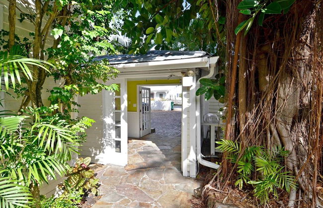 Tranquility by Avantstay Close to Duval St w/ BBQ & Shared Pool - Foto 28