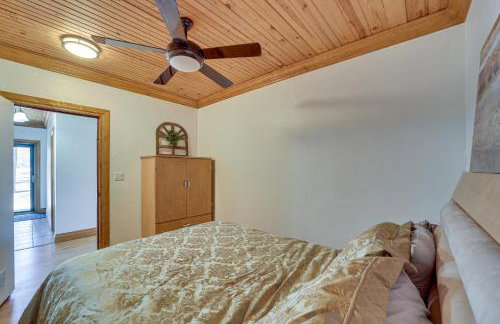 Lakefront Eufaula Escape with Dock and Private Beach! - Foto 27