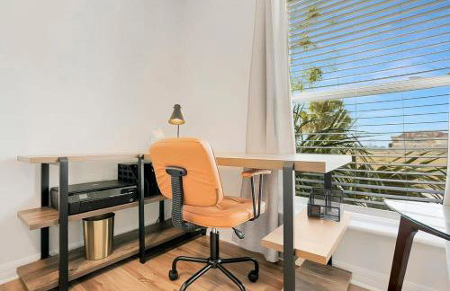 Park It At the Butterfield Garage, Historic Pre-Prohibition Style Apt in the Heart of Downtown - Foto 14