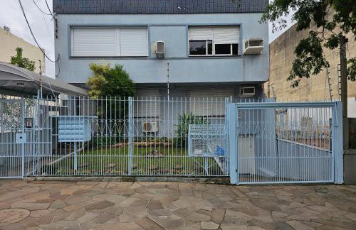 Consulado EUA Apto 1 dorm na frente do Consulado Americano com garagem Porto Alegre - Foto 51