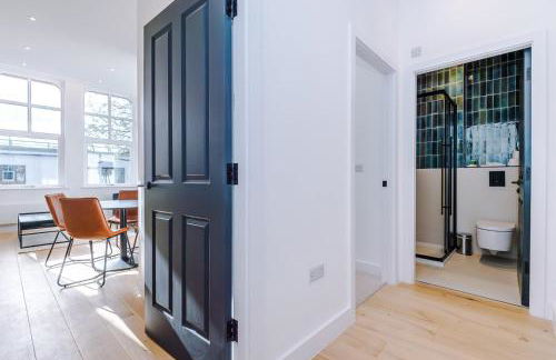 Stylish 1-Bedroom Getaway in Sale - Photo 22