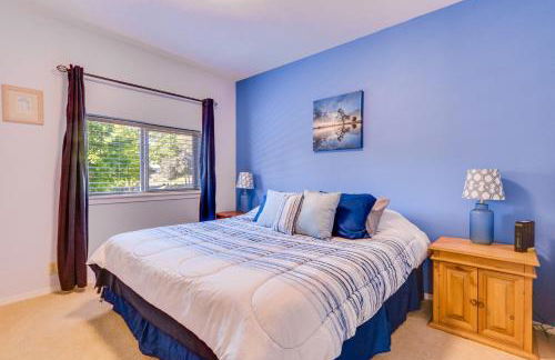 Harrison Home with Grill and Lake Views Walk to Town! - Foto 9