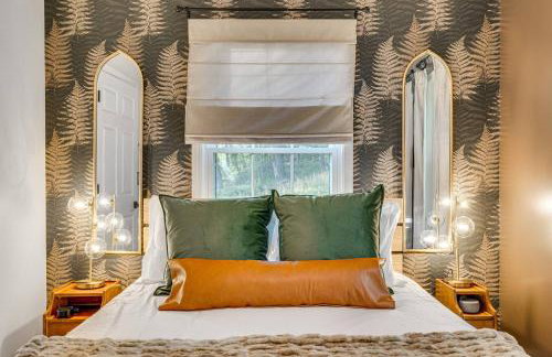 NEW! Shenandoah family & dog friendly cabin - 5 min walk river with private river access, BBQ, playground, fire pit - Foto 22