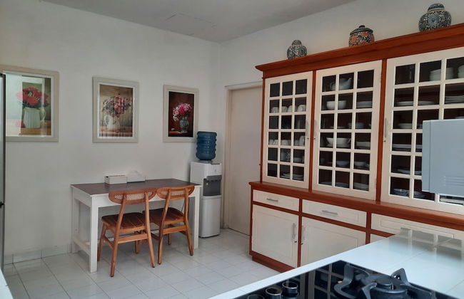 Yogyakarta Tropicana Villa - Foto 8