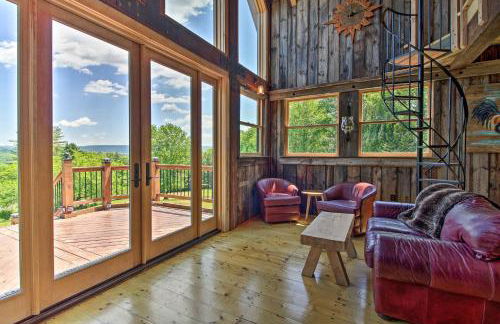Red Sweetheart Barn Studio with Mtn and River Views! - Foto 5