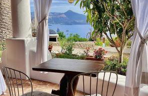 Case Quattrocchi - Giardino e Terrazzi con vista Panoramica sul Mare, Etna e Vulcano - Foto 5
