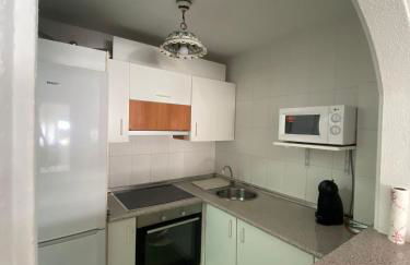 Apto. Urbanización Laguna Beach, 1ª línea de playa - Photo 2