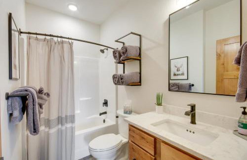 Hot Tub and Deck at Red Lodge Retreat - Foto 19