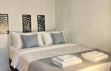 Apartamentos Privativos a 8 min do Aeroporto de Salvador e Próximo às Praias Self Check-in AUTOMÁTICO - Foto 1