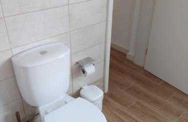 Sweet Dreams near Beaches - Photo 12