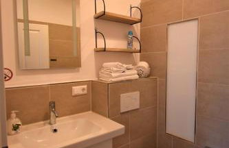 Connie's Apartments - Foto 7