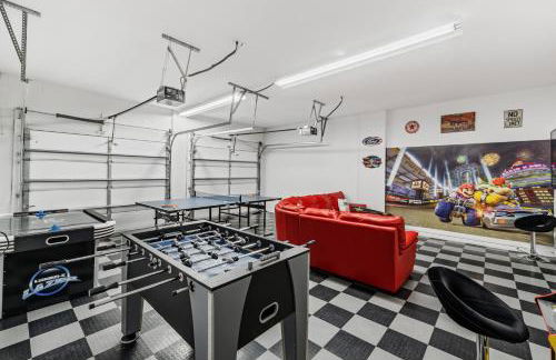 12 Min to Disney Heated Pool Family-Friendly BBQ Game Room & Sleeps 16 Guests - Foto 14