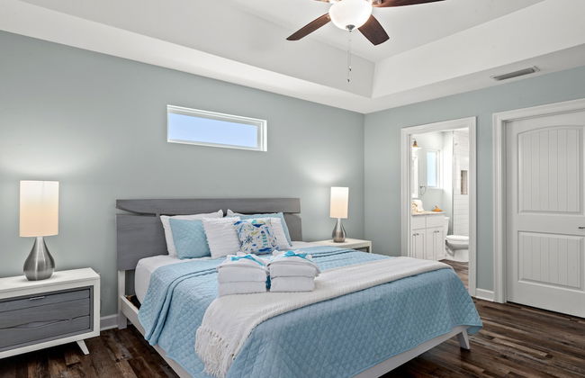 Coral Cabana - 3BD 2BA Home Close to Beach w/ Optional Golf Cart! - Foto 9