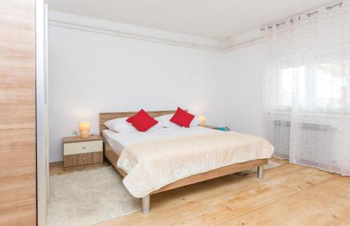 Five-Bedroom Holiday Home In Suhovare - Foto 31